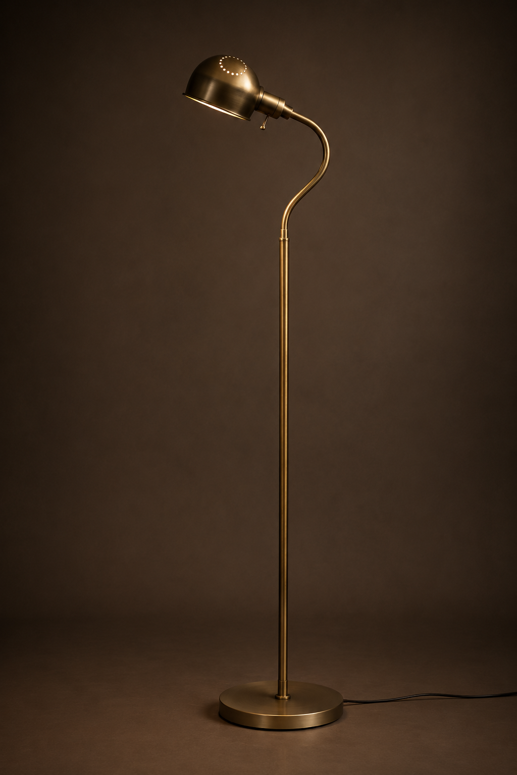 The Antique Brass Floor Lamp: Warmth Without Fuss for the Reading Corner